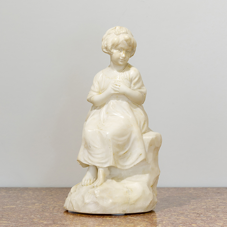 Albast beeld van moeder in gedachten.