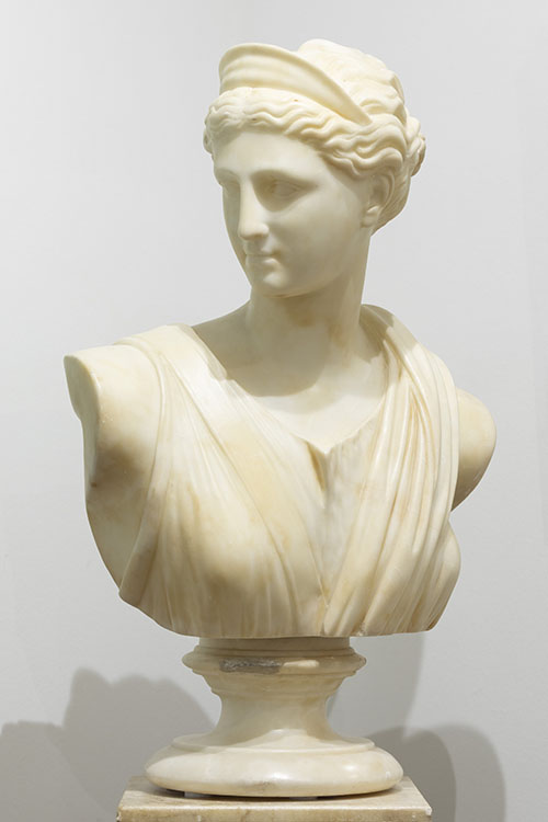 Marmeren buste, Diana van Versailles. De Romeinse godin Diana.